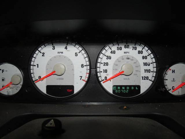 2005 dodge stratus 80702 miles speedometer instrument cluster gauges 2650171