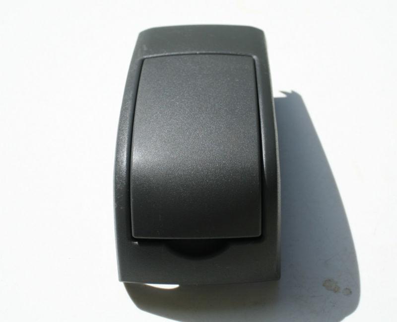 07-09 toyota prius back cup holder