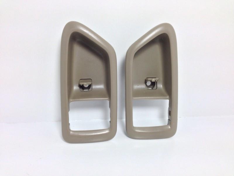 Pair, front=rear, inside door handle bezel tan / for 97-01 toyota camry new