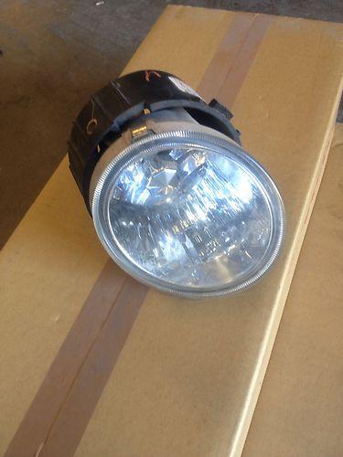 2009 subaru legacy outback fog driving light & lamp right side oem