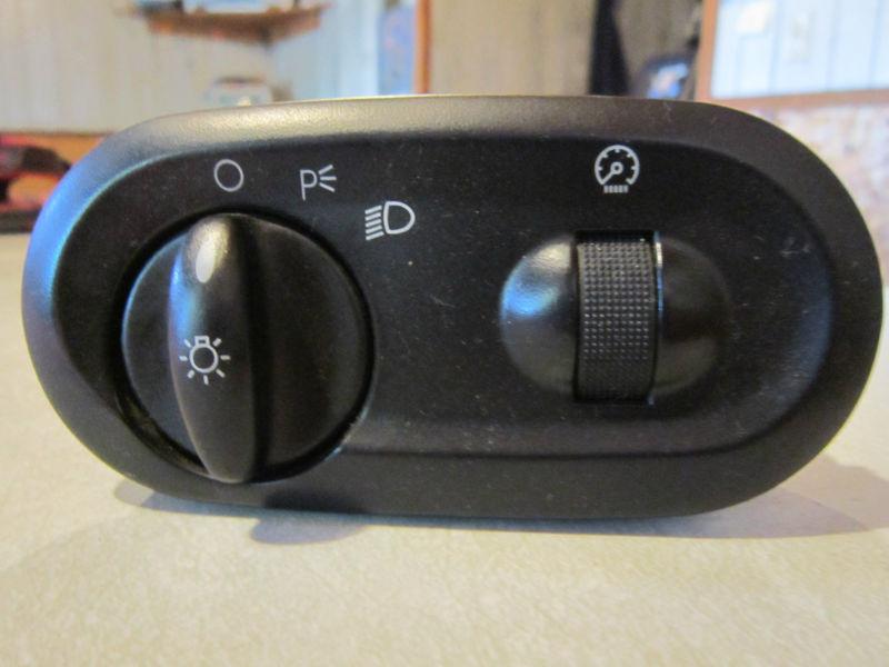 2000,2001,2002,2003 ford taurus  head light & dimmer switch  oem