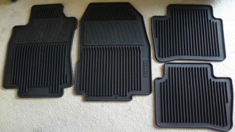 2008-2011 nissan versa all season rubber floor mats set of four (4) ! 