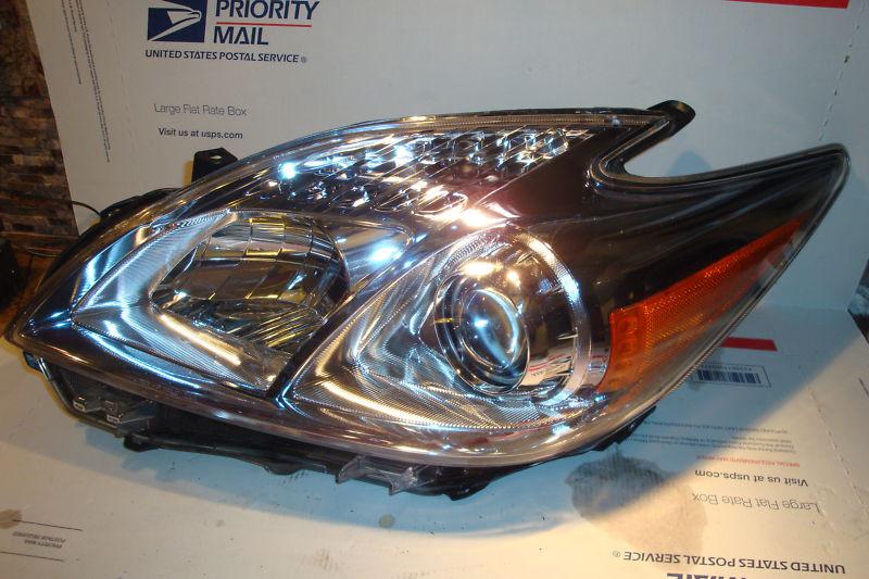 *factory*oem* 10-11 toyota prius left halogen projector headlight 2011 2010 