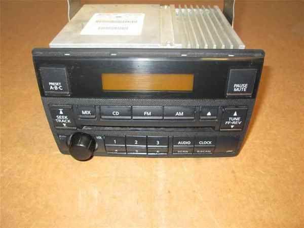 05 06 altima cd player radio oem lkq