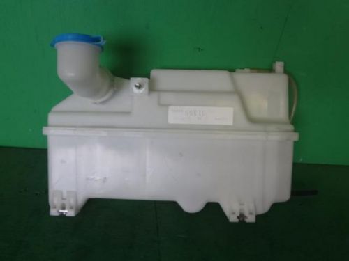 Suzuki seribo 2006 washer tank [0167300]