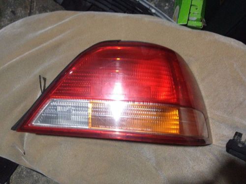 97-99 acura tl tail light