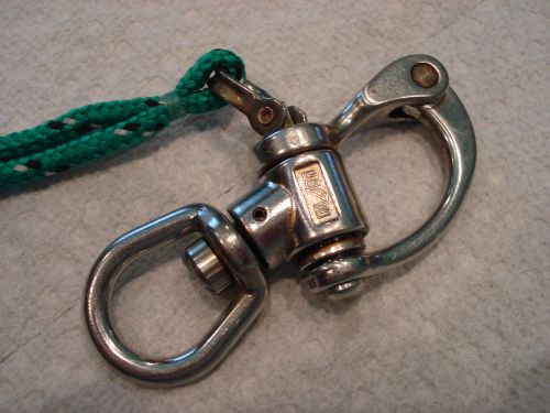 Sailboat ronstan trunnion snap shackle - price reduced