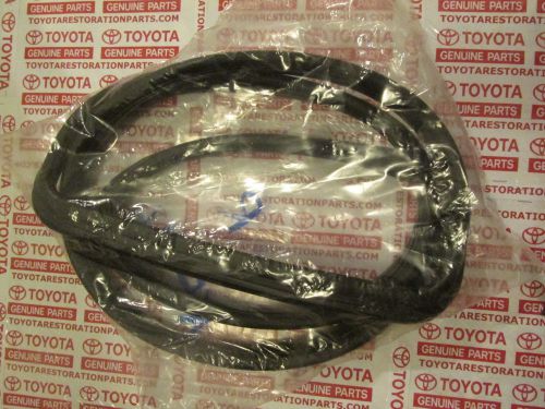 Toyota corolla weatherstrip rear windshield seal rubber ke36 wagon