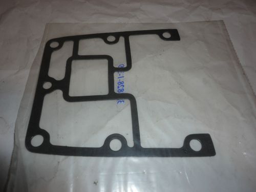 Nos omc 329428 plate / adapter gasket 86-01 40-70 hp models @@@check this out@@@