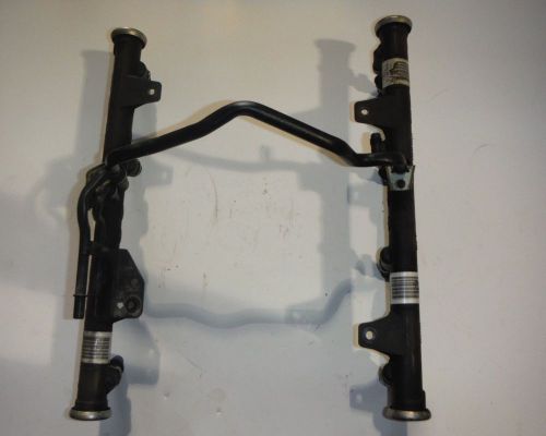 6.0 / 5.3 chevy engine fuel rail 17201017 with injeectors 25317628