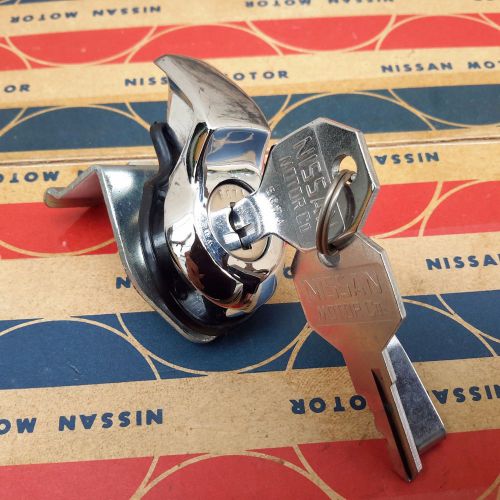 Glove box lock fit for datsun 521 pickup truck genuine parts(new old stock)japan