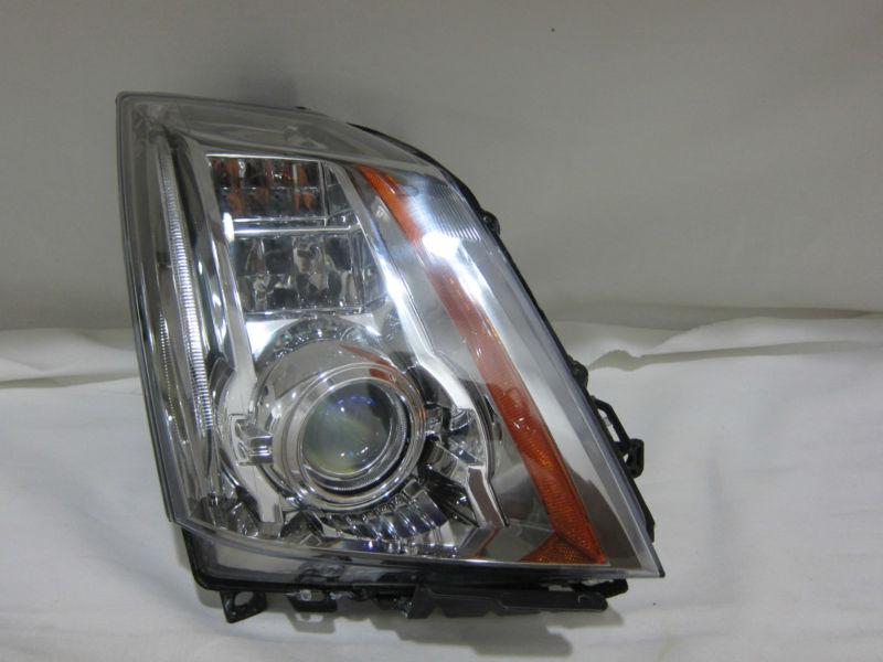 2011 cadillac cts oem used rh-passenger headlight xenon hid