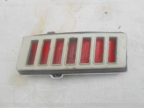 1970 chevy chevelle right rear marker light - original -