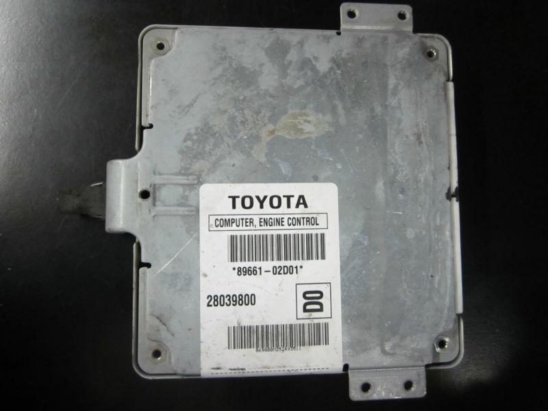 Ecm 89661-02d01 2005-2006 toyota matrix corolla