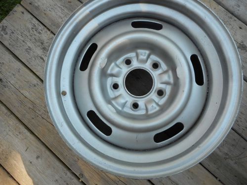 15 x 7 fw rally wheel   camaro chevelle nova corvette monte carlo el camino