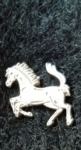 Ferrari cavallino / prancing horse lapel pin