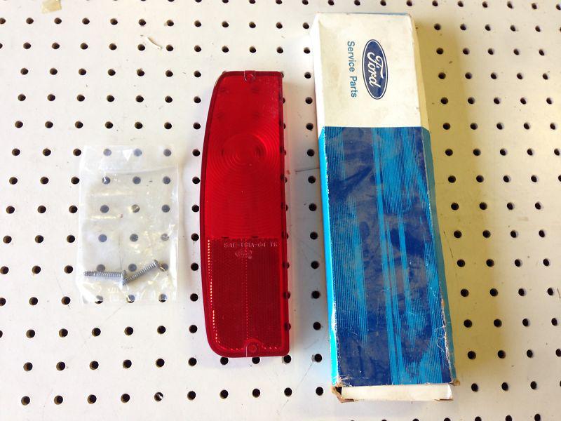 Nos 64-66 ford truck tail light lens c4tz-13451-d  fomoco