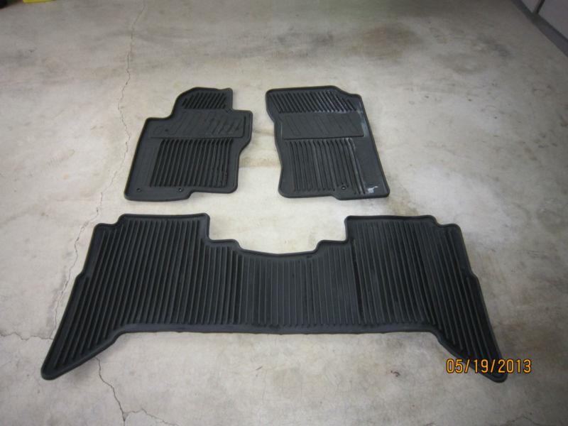 Nissan pathfinder oem all weather mats black