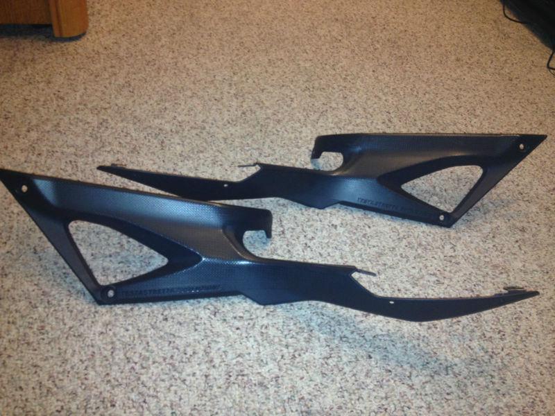 Ducati 1098 2008 848 1198 left and right body panel under tank fairing 