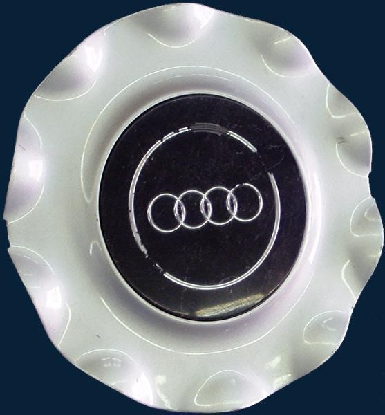 '92 93 94 95 96 97 98 audi a6 / s6 / 100 58683 oem wheel center cap used