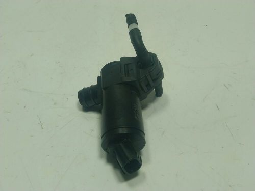 8533047100 washing water pump window cleaning for lexus lbx hybrid 1.5 17415713-