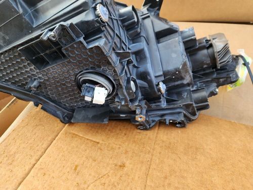 2023 2024 toyota crown headlight left side quad projector led oem nice!!