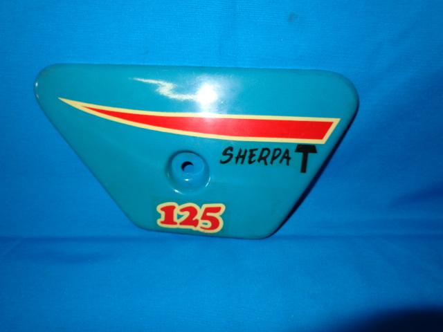 Top right bultaco sherpa t 125 blue new, made of fiber glass.