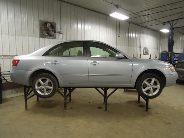 2007 fits hyundai sonata rear or back door right