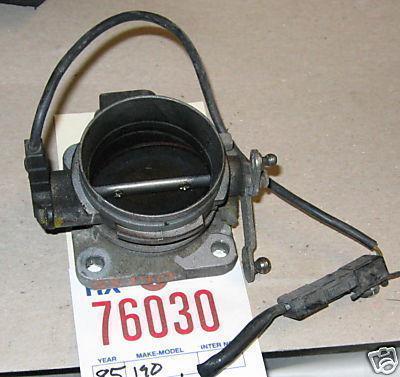 Mercedes 84-87 190 throttlebody throttle body 1984 1985 1986 1987 190e