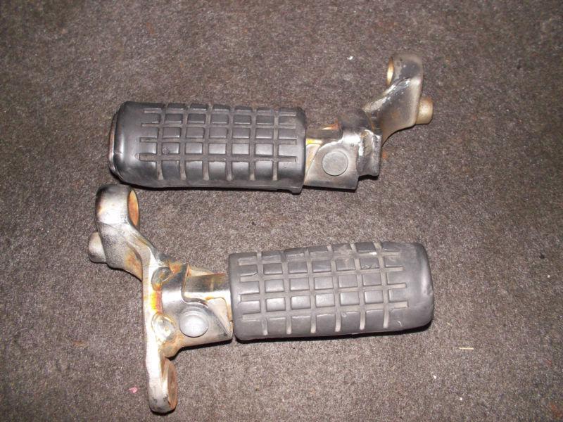 1982/1983/1984 honda nighthawk 650 rear right footpeg