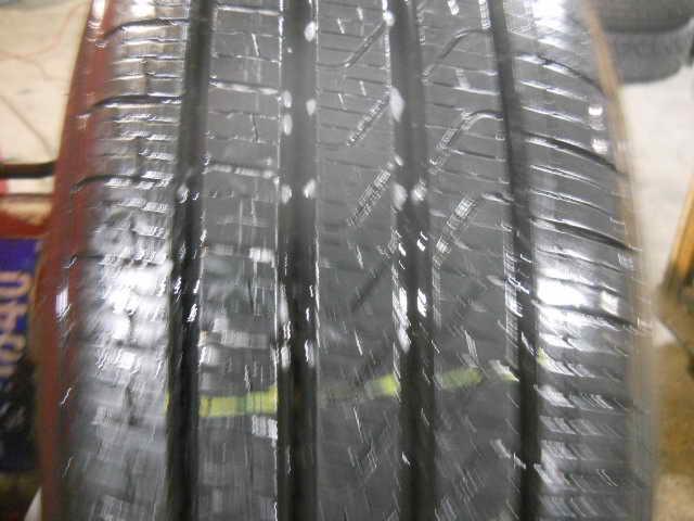 Pirelli 215/55/17 tire cinturato p7 p215/55/r17 94v 10/32 tread