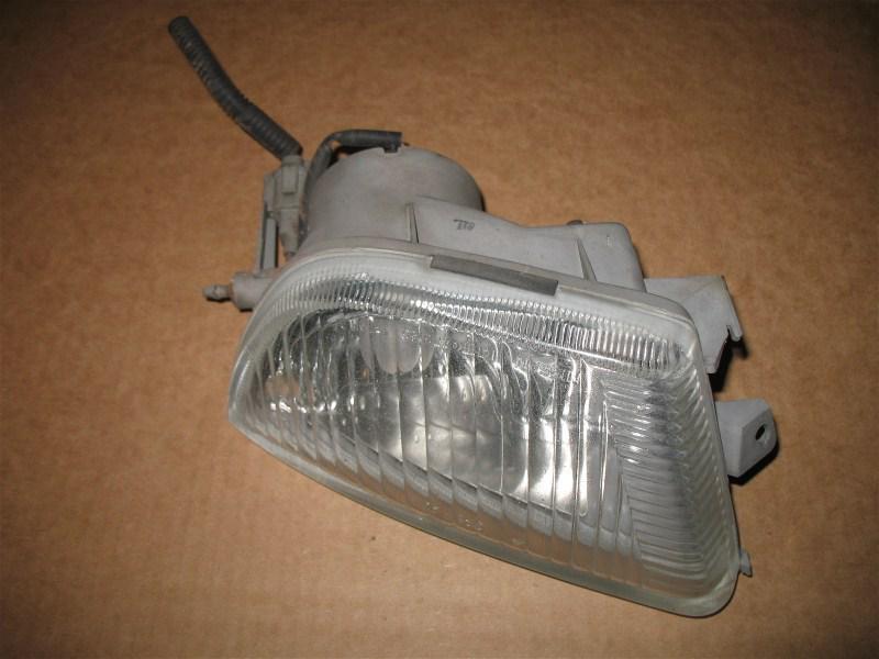 1997 1998 1999 nissan maxima left driver fog light lamp lh l 97 98 99 used oem