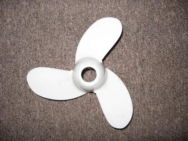 Propeller 315858 johnson evinrude outboard motor prop new unused