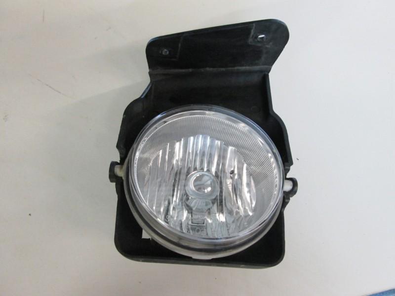 03 04 05 06 gmc sierra right passenger fog light fog lamp used oem