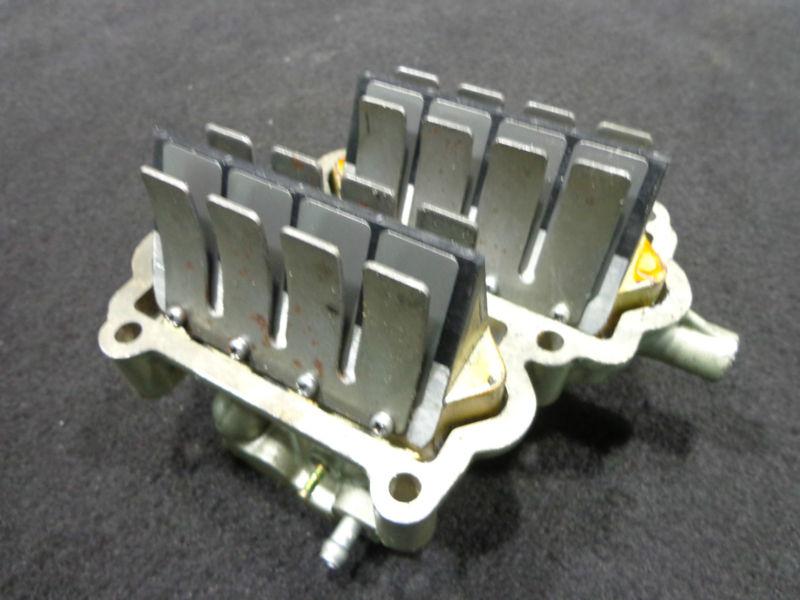 #13110-87d10-0ed/13150-88d02 inlet case w/reeds 1987-1996 150/200hp suzuki ~665~