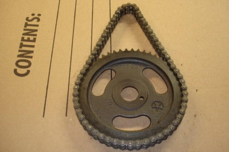 Chrysler mopar big block camshaft sprocket and timing chain part # 2463037