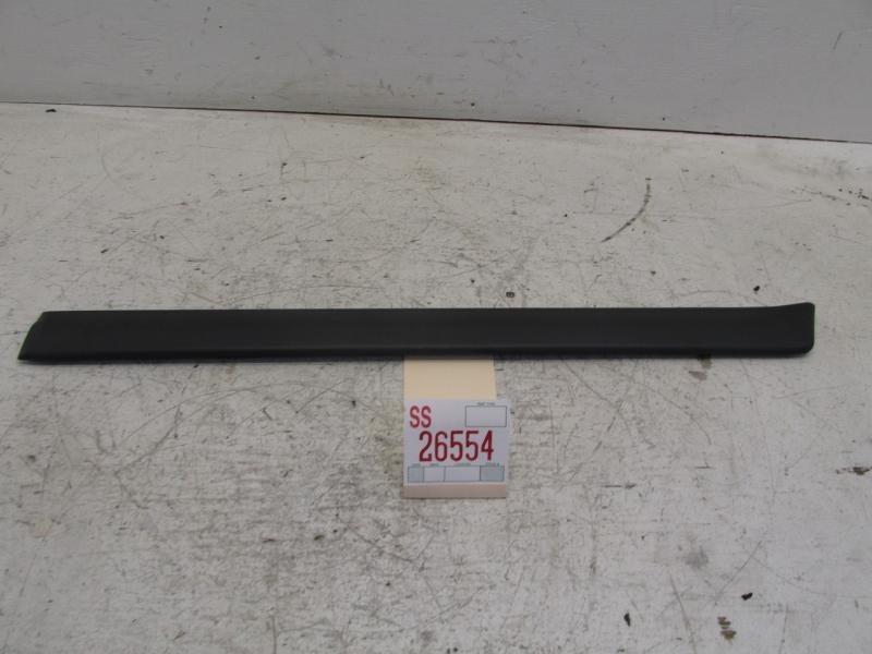 95 96 97 volvo 850 sedan left side driver rear door outer exterior molding trim 