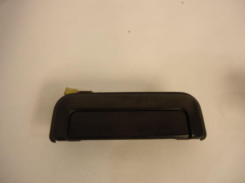 1999 mitsubishi montero sport exterior door handle front right