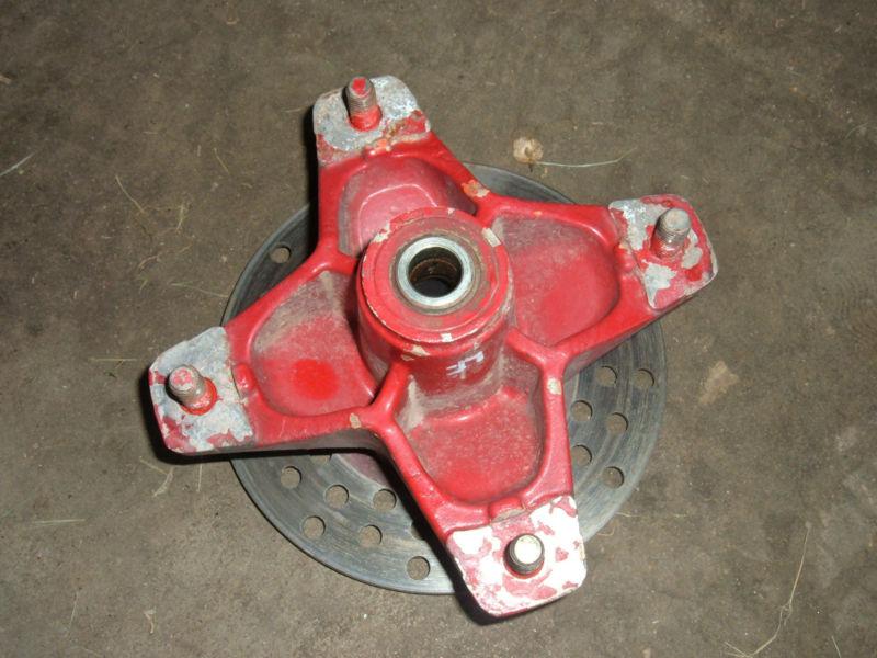 Yamaha warrior 350 atv front left wheel hub with brake rotor good