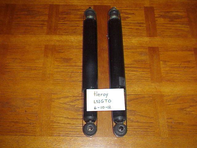 04-06 pontiac gto rear shocks