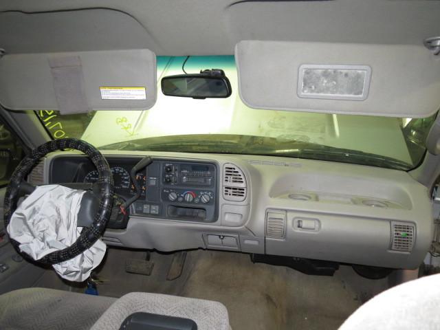 1996 gmc 1500 pickup speedomter and radio trim dash bezel 2521554