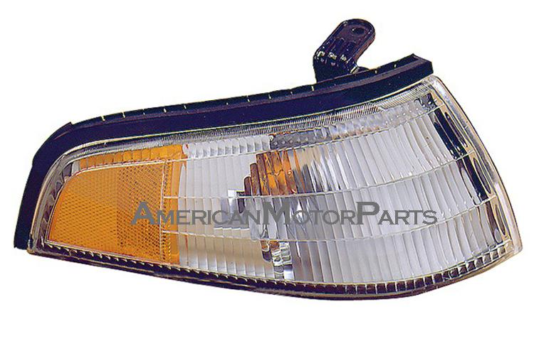 Passenger side replacement park turn signal corner light 91-92 mercury tracer