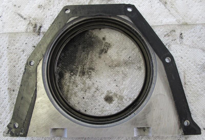 Cummins 6bt 5.9l rear main seal housing.