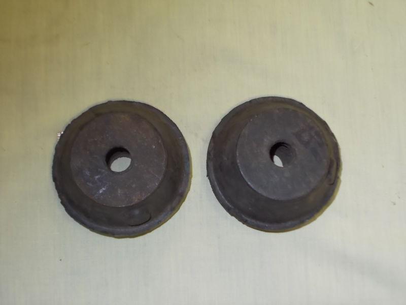 Mercury 1949-1951 nos two upper motor mounts. 