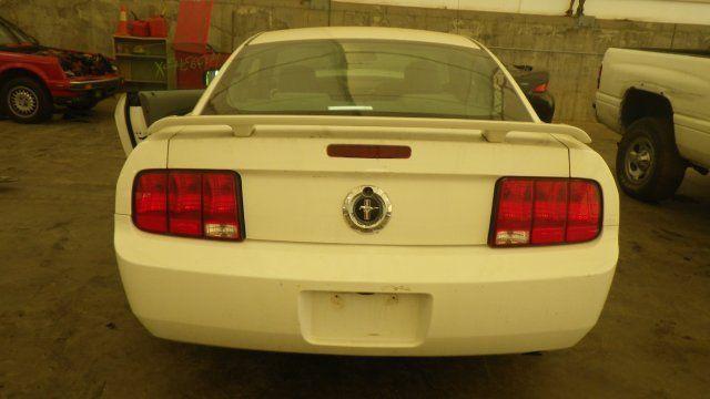 05 06 07 08 09 ford mustang l. front door elec cpe 1450783