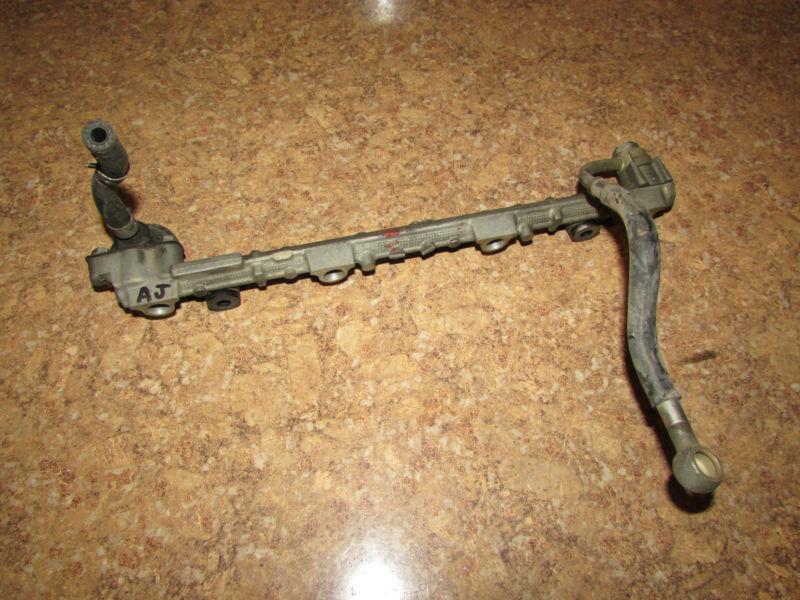 Toyota hilux tacoma truck 4runner surf 2.7l 3rzfe fuel injector rail 1997, 1998 