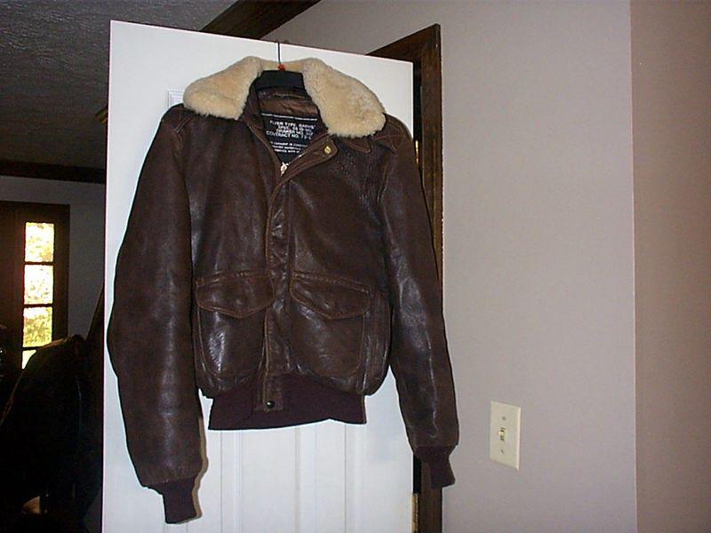 Schott leather flyer type aviator bomber jacket, made in usa size 40