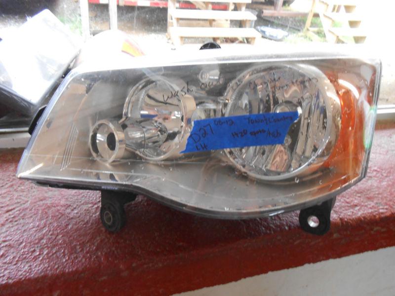 Chrysler town and country left halogen headlight lamp 08 09 10 11 12 driver