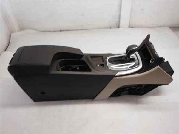 2011 11 regal oem center console w/ automatic shifter