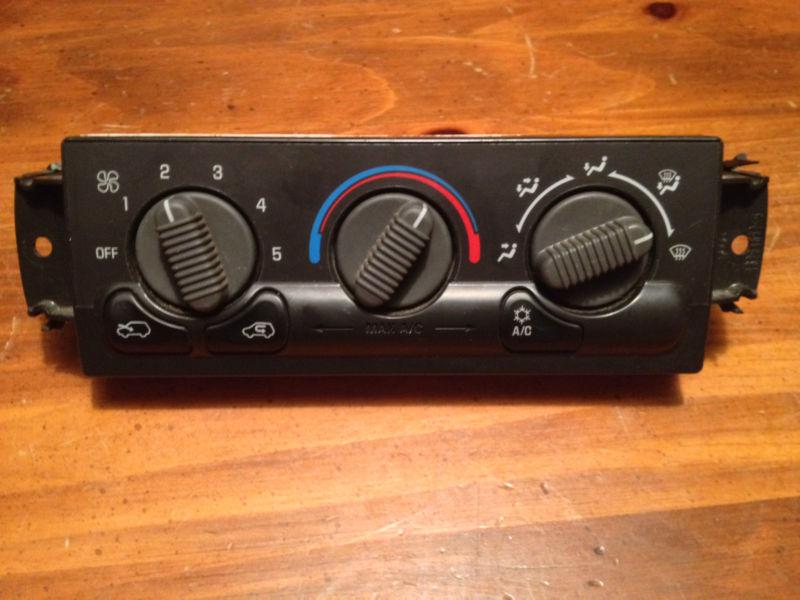 99 00 01 02 silverado sierra ac heater  a/c climate control 15753264